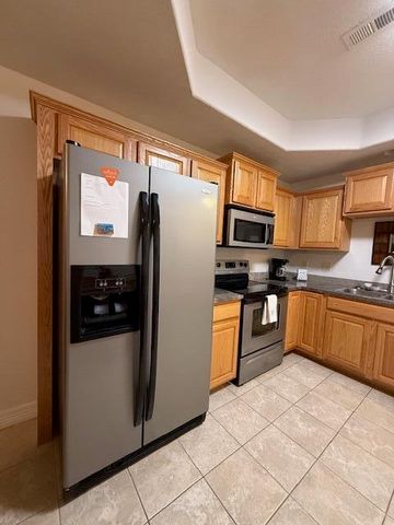 180 Grace Chapel 211, Blue Eye, MO 65611