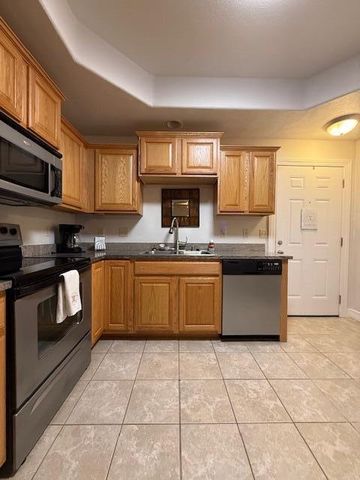 180 Grace Chapel 211, Blue Eye, MO 65611