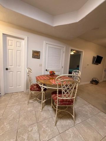 180 Grace Chapel 211, Blue Eye, MO 65611