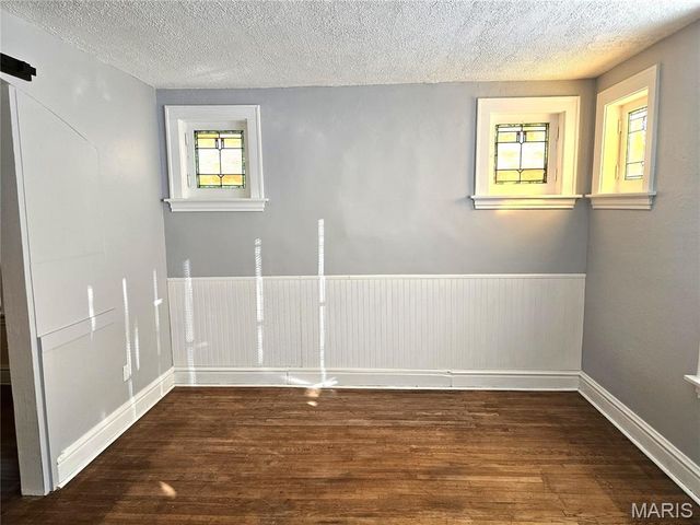 4953 Holly Hills Avenue A, St Louis, MO 63109