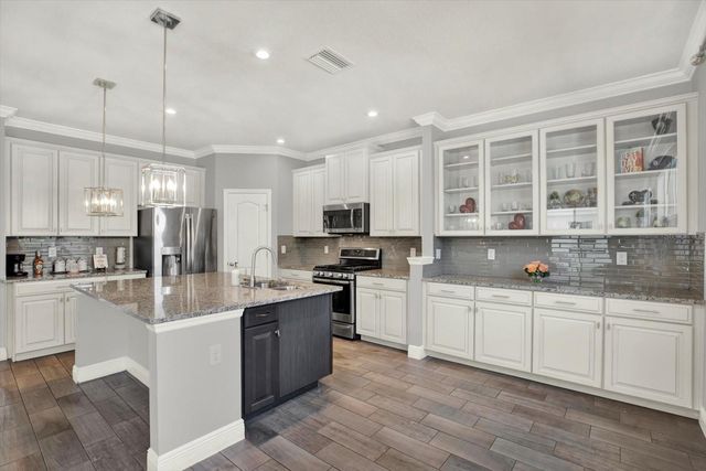 11702 LAKE LUCAYA DRIVE, Riverview, FL 33579