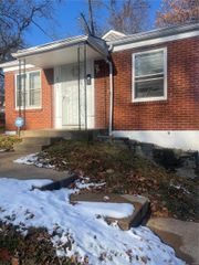 6705 Donald Street, St Louis, MO 63121