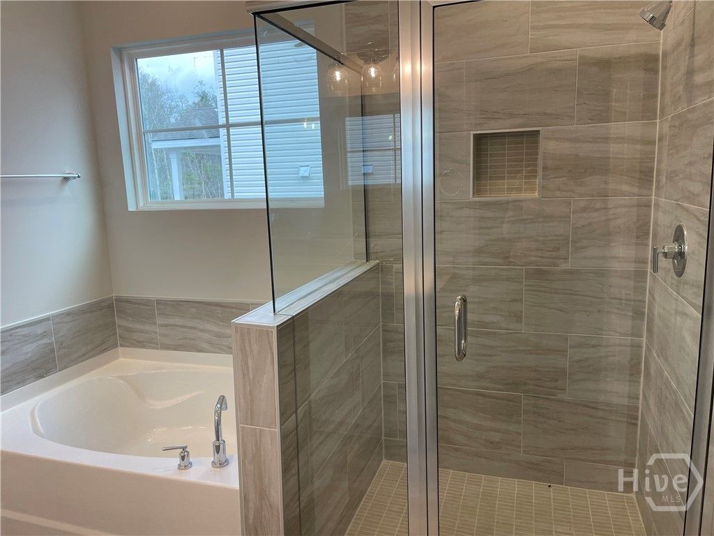 Image 7 of property listing at 158 Como Drive, Pooler, GA 31322