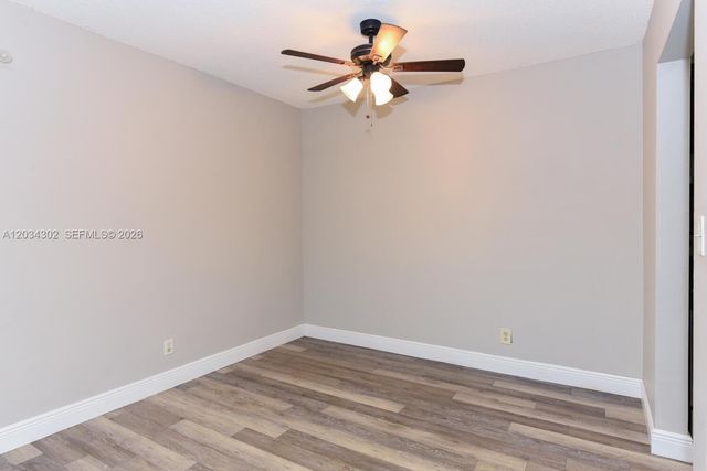 298 SW 6th St 1030, Boca Raton, FL 33432