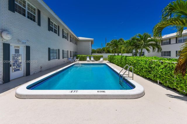 298 SW 6th St 1030, Boca Raton, FL 33432