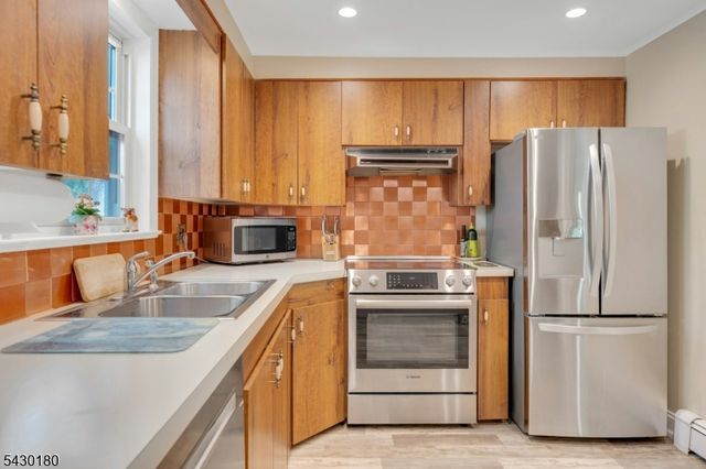 56 Highwood Rd, Parsippany-troy Hills Twp., NJ 07834