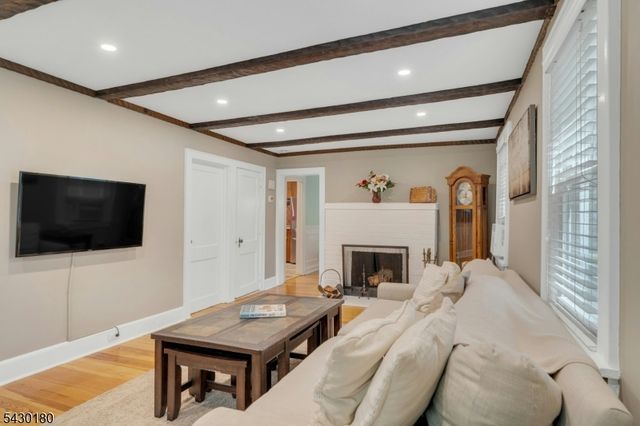 56 Highwood Rd, Parsippany-troy Hills Twp., NJ 07834