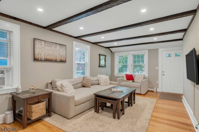 56 Highwood Rd, Parsippany-troy Hills Twp., NJ 07834