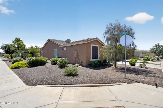 42057 W MILLER Lane, Maricopa, AZ 85138