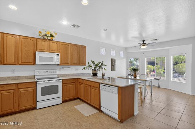 42057 W MILLER Lane, Maricopa, AZ 85138