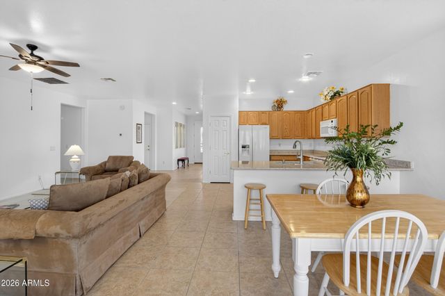 42057 W MILLER Lane, Maricopa, AZ 85138