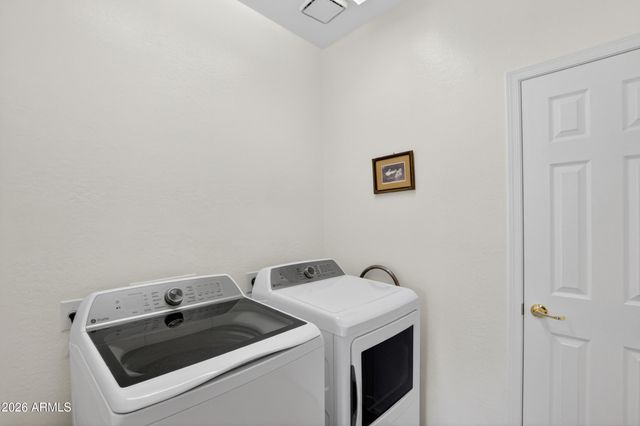 42057 W MILLER Lane, Maricopa, AZ 85138