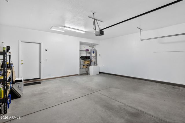 42057 W MILLER Lane, Maricopa, AZ 85138