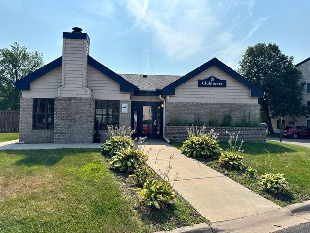 1612 Rose Hill Circle, Saint Paul, MN 55108