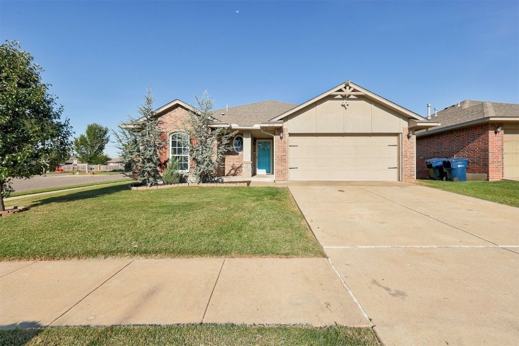913 Desert Trail, Yukon, OK 73099