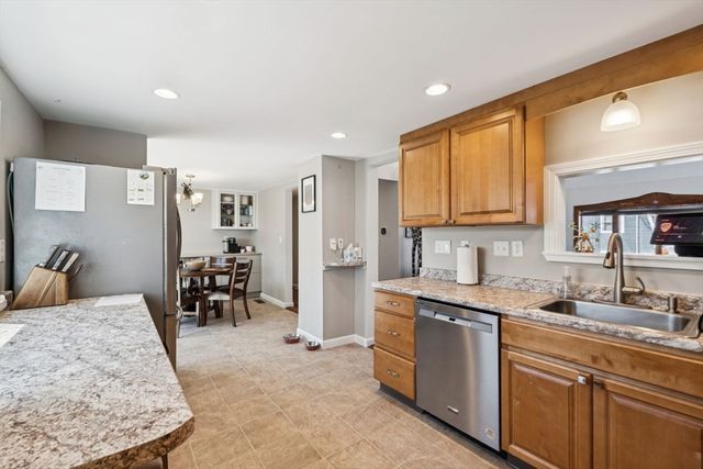 68 Marshall St, Billerica, MA 01821