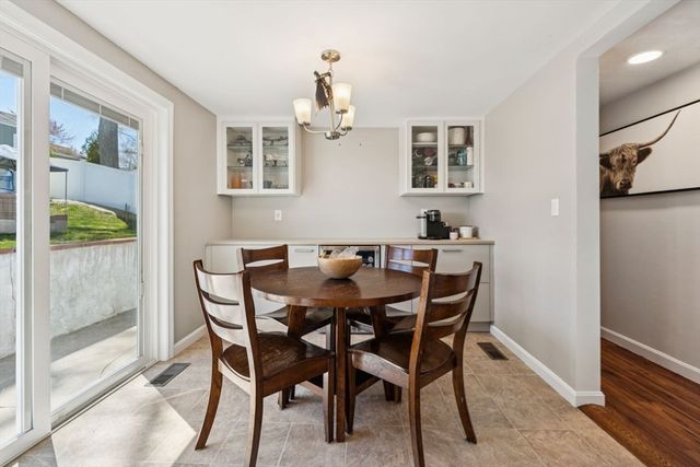 68 Marshall St, Billerica, MA 01821