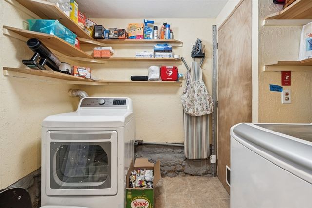 68 Marshall St, Billerica, MA 01821
