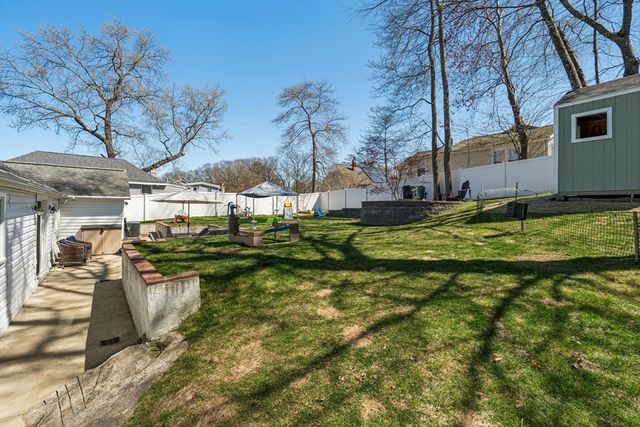 68 Marshall St, Billerica, MA 01821