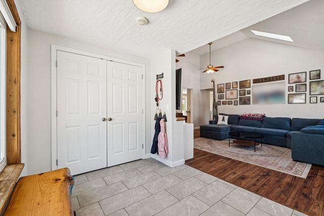 68 Marshall St, Billerica, MA 01821