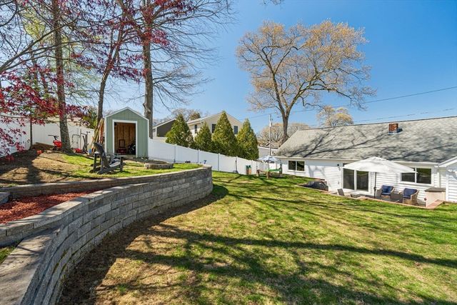 68 Marshall St, Billerica, MA 01821