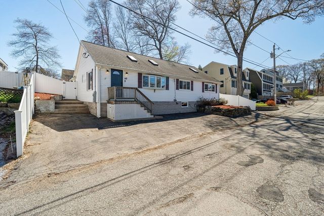 68 Marshall St, Billerica, MA 01821