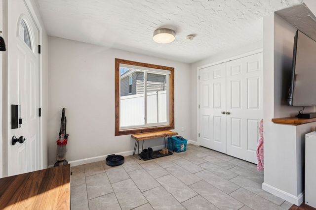 68 Marshall St, Billerica, MA 01821