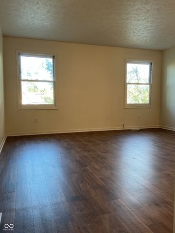 6018 Southbay Drive, Indianapolis, IN 46250