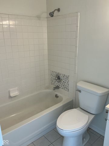 6018 Southbay Drive, Indianapolis, IN 46250