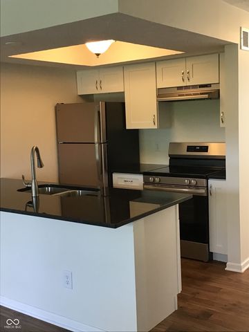 6018 Southbay Drive, Indianapolis, IN 46250