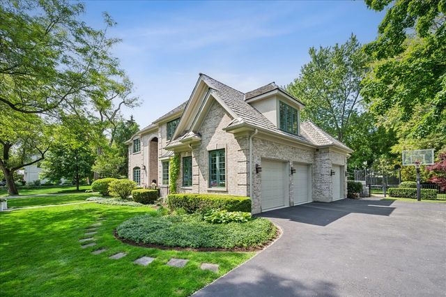 605 Skokie Lane S, Glencoe, IL 60022
