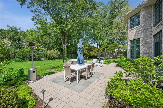 605 Skokie Lane S, Glencoe, IL 60022