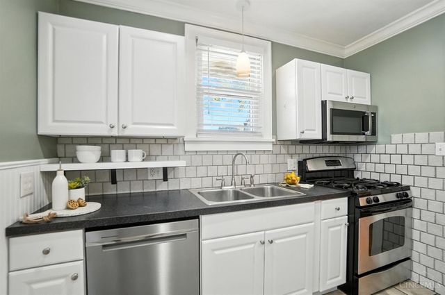 4305 Kenmore Avenue, Cincinnati, OH 45227