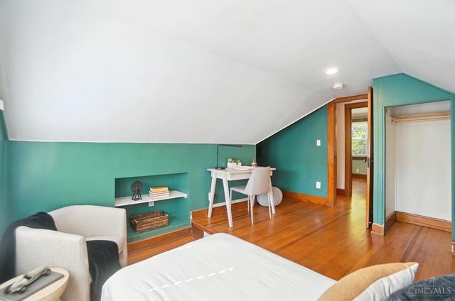 4305 Kenmore Avenue, Cincinnati, OH 45227