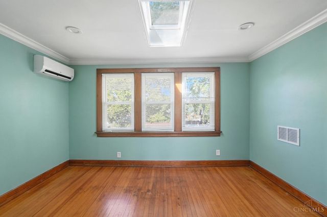 4305 Kenmore Avenue, Cincinnati, OH 45227