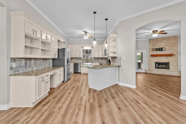 1187 Oak Lane, Conroe, TX 77316