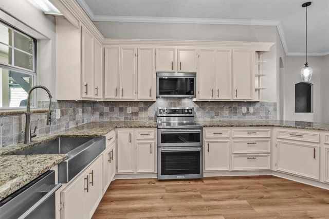 1187 Oak Lane, Conroe, TX 77316