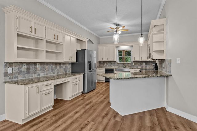 1187 Oak Lane, Conroe, TX 77316