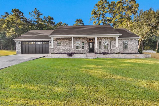 1187 Oak Lane, Conroe, TX 77316