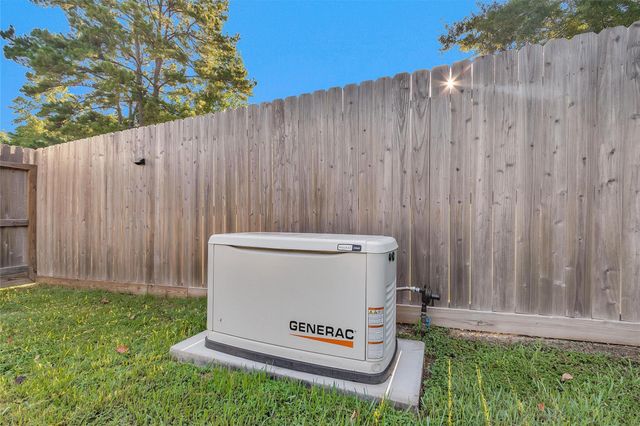 1187 Oak Lane, Conroe, TX 77316