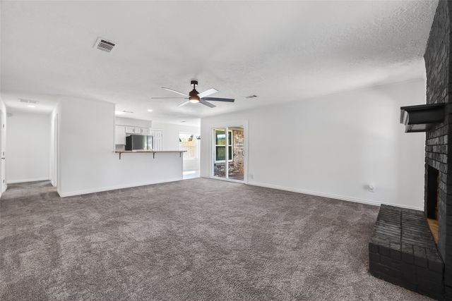 4311 Townes Forest Road, Friendswood, TX 77546