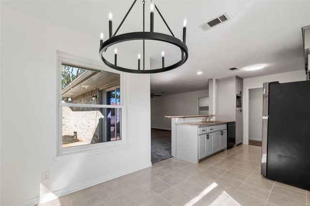 4311 Townes Forest Road, Friendswood, TX 77546