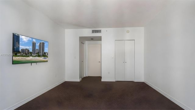 17375 Collins Avenue 2305, Sunny Isles Beach, FL 33160