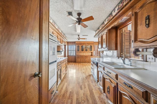 1309 Briar Hollow Lane, Garland, TX 75043