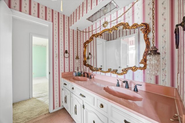 1309 Briar Hollow Lane, Garland, TX 75043