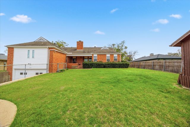 1309 Briar Hollow Lane, Garland, TX 75043