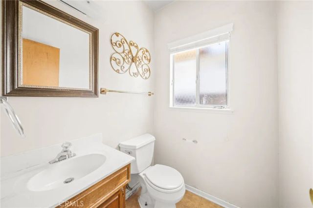 13381 Malena, Santa Ana, CA 92705