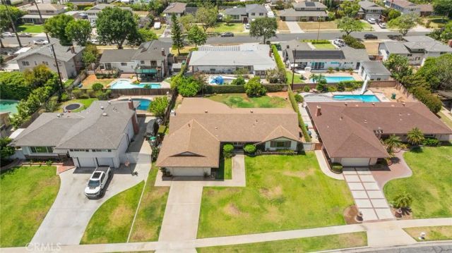13381 Malena, Santa Ana, CA 92705
