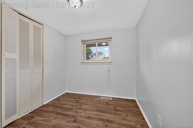 5036 Harrison Street, Wayne, MI 48184