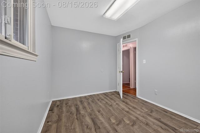 5036 Harrison Street, Wayne, MI 48184